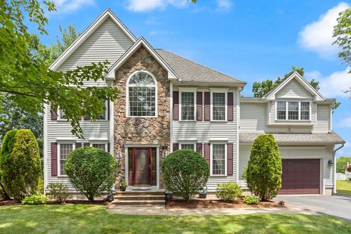 10 Casie Ln, Westford, MA, 01886-4063 | Card Image