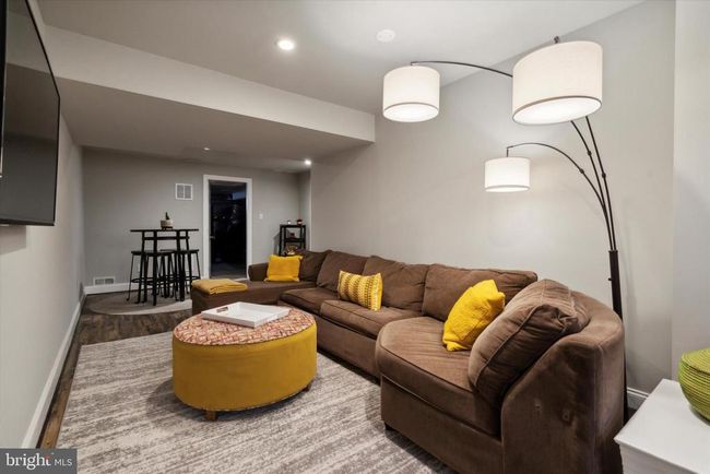 3129 W Brighton St, Townhouse with 3 bedrooms, 3 bathrooms and null parking in FURLONG PA | Image 33