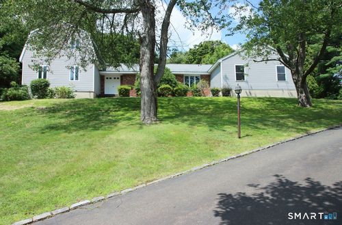 328 Saybrook Rd, Orange, CT, 06477-3003 | Card Image