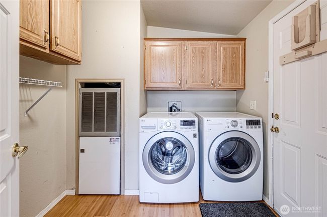 Laundry room. | Image 31