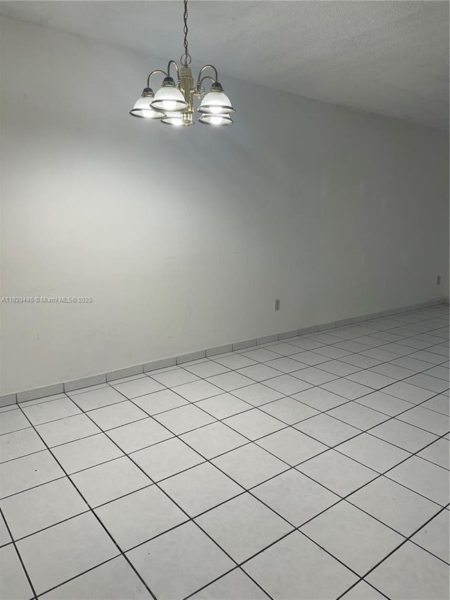 APT-1105 - 9972 N Kendall Dr, Condo with 2 bedrooms, 1 bathrooms and null parking in Miami FL | Image 7
