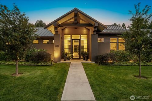 2230 Crosshaven Dr, Walla Walla, WA, 99362-8614 | Card Image