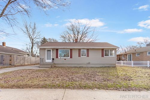 810 S Despelder St, Grand Haven, MI, 49417-2293 | Card Image