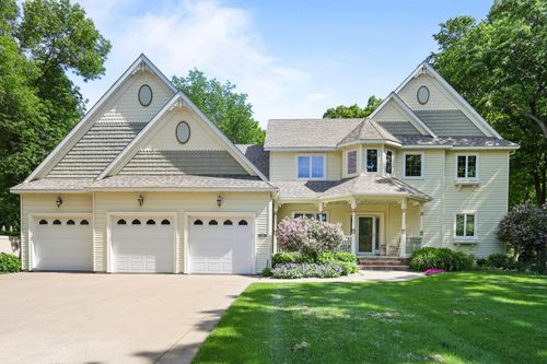 725 Starlight Dr, Sartell, MN, 56377-4525 | Card Image