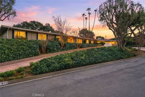 1805 Canyon Rd, Redlands, CA, 92373 | Card Image