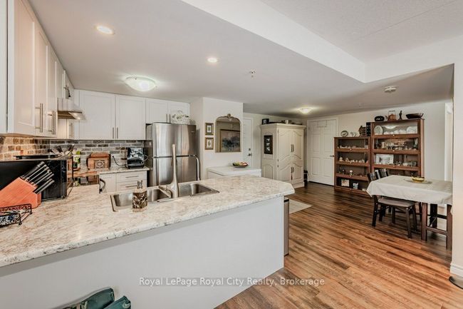 309 - 7 Kay Cres, Condo with 2 bedrooms, 2 bathrooms and 1 parking in Guelph ON | Image 12