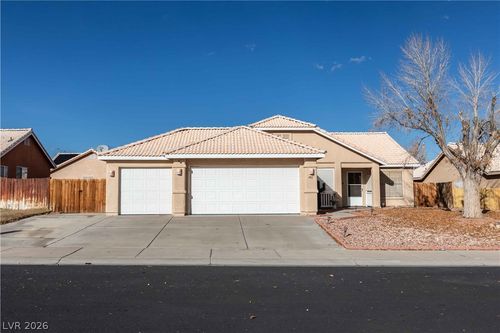 401 Honeysuckle St, Mesquite, NV, 89027-4126 | Card Image