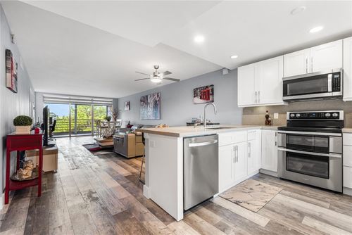 404-535 Oaks Dr, Pompano Beach, FL, 33069-3782 | Card Image