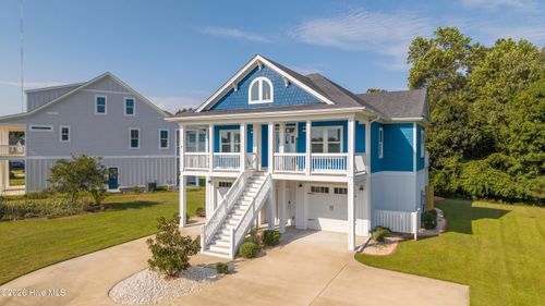 251 Everett Park Trl, Holly Ridge, NC, 28445-2301 | Card Image