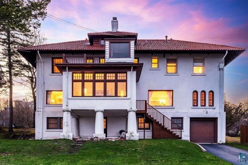 2514 E Superior St, Duluth, MN, 55812-2235 | Card Image