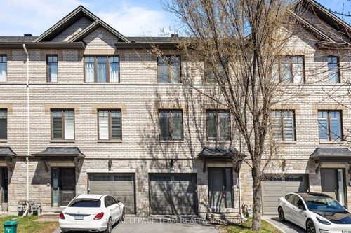 125 Brilia Pvt, Gloucester, ON, K1J0B7 | Card Image