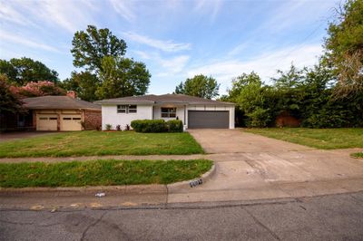 8634 Tonawanda Drive, House other with 3 bedrooms, 2 bathrooms and null parking in Dallas TX | Image 1