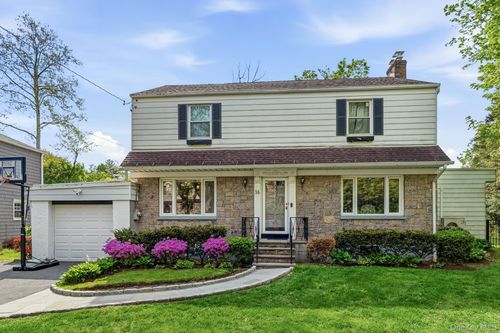 36 Stratford Rd, New Rochelle, NY, 10804-2530 | Card Image