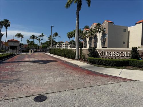 apt-323-6045 Nw 186th St, Hialeah, FL, 33015-6069 | Card Image