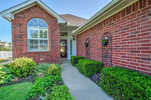 912 Heather Glen Ter, Norman, OK, 73072-7631 | Card Image