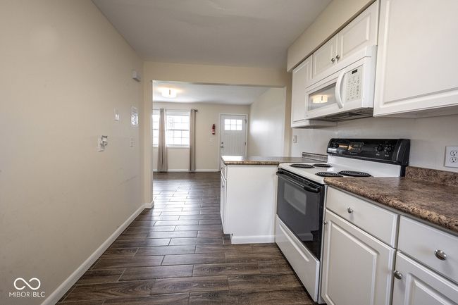 APT-6 - 140 Maple Park Dr, Condo with 2 bedrooms, 1 bathrooms and null parking in Westfield IN | Image 12