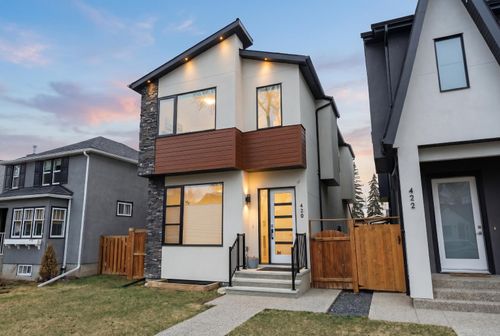 420 14 Ave Ne, Calgary, AB, T2E1E5 | Card Image