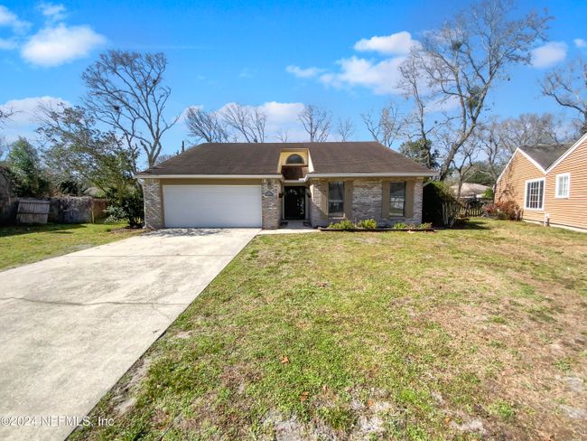 8040 Kilwinning Lane, House other with 3 bedrooms, 2 bathrooms and null parking in Jacksonville FL | Image 1