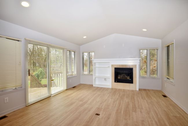 Doorwall to balcony stepping down to deck | Image 18