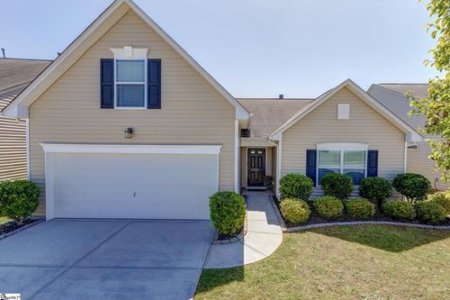201 Engelmann Ln, Simpsonville, SC, 29680-8113 | Card Image