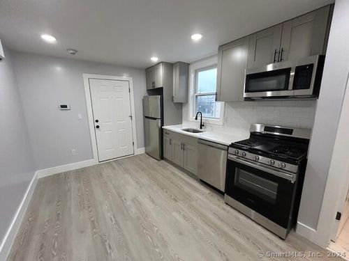 c-107 S Main St, Norwalk, CT, 06854-3131 | Card Image