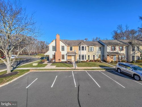 18 Devon Ct, Robbinsville, NJ, 08691-3102 | Card Image