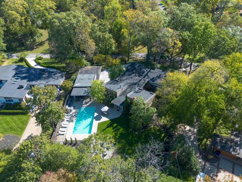 4021 Fairfax Dr, Columbus, OH, 43220-4522 | Card Image