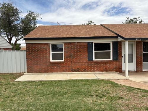 3212 W Kansas Ave, Midland, TX, 79701-2586 | Card Image