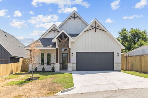 3203 Nw 33rd St, Fort Worth, TX, 76106-3423 | Card Image