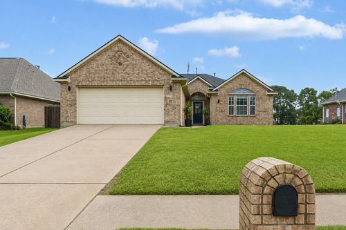 3536 Bayou Forest Dr, Shoreacres, TX, 77571-7182 | Card Image