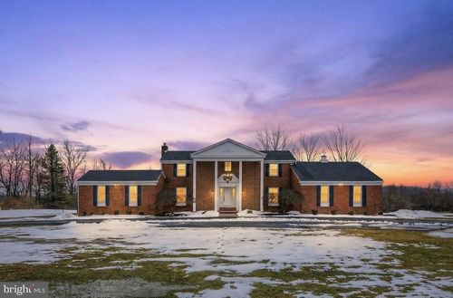 150 Windsor Rd, ROBBINSVILLE, NJ, 08691-2407 | Card Image