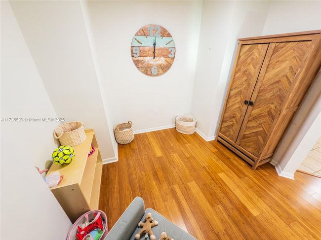 APT-3302 - 520 Se 5 Th Ave, Condo with 3 bedrooms, 2 bathrooms and null parking in Fort Lauderdale FL | Image 7
