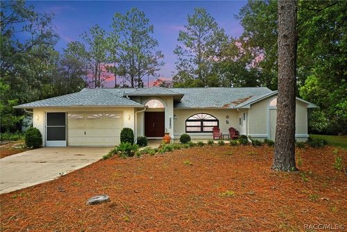 5815 N Durango Ter, Beverly Hills, FL, 34465-2094 | Card Image