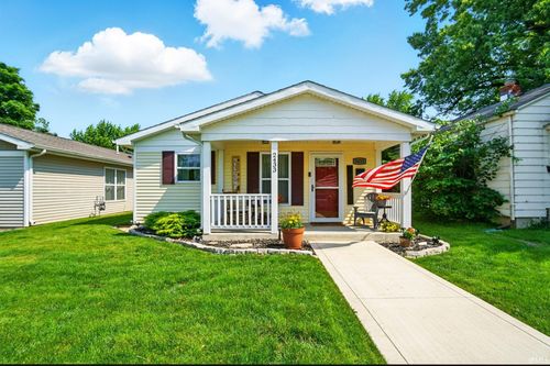 2433 Dodge Ave, Fort Wayne, IN, 46805-3831 | Card Image