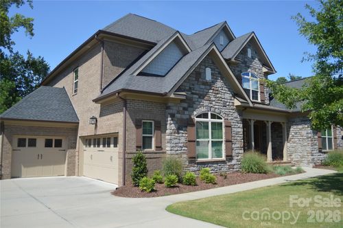 37-17810 Pawleys Plantation Ln, Charlotte, NC, 28278-0211 | Card Image