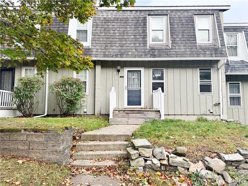 35 Burden Dr, Oswego, NY, 13126-4142 | Card Image