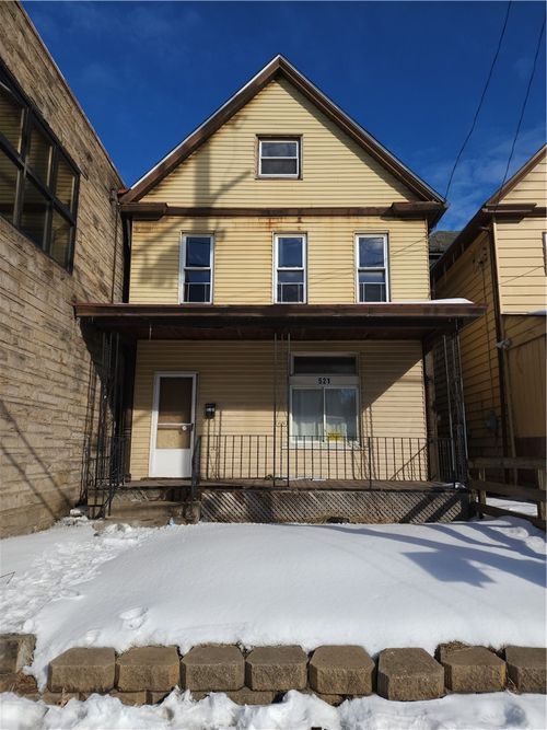 521 Bessemer Ave, E Pittsburgh, PA, 15112-1103 | Card Image