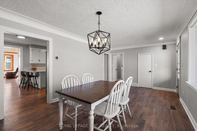 322 Foss Rd, House other with 3 bedrooms, 1 bathrooms and 4 parking in Fenwick ON | Image 5