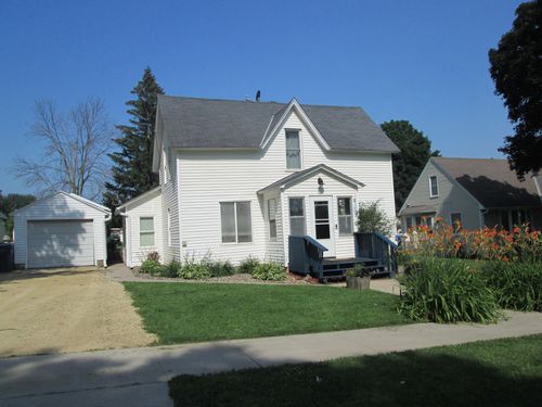 526 Red Wing Ave, Kenyon, MN, 55946-1233 | Card Image