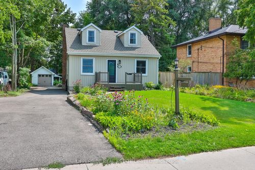 257 Ottawa St N, Kitchener, ON, N2H3K9 | Card Image