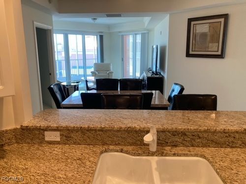 apt-405-2745 1st St, Fort Myers, FL, 33916-1831 | Card Image