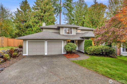 23424 Ne 28th Place, Sammamish, WA, 98074 | Card Image