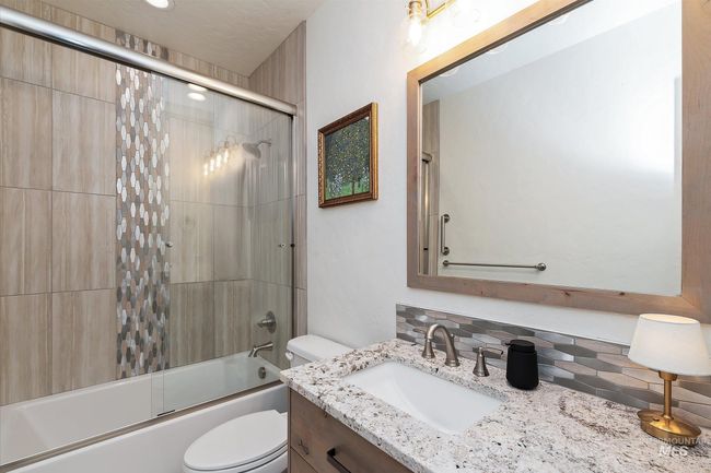 6009 W Riva Capri St, House other with 3 bedrooms, 2 bathrooms and 2 parking in Meridian ID | Image 24