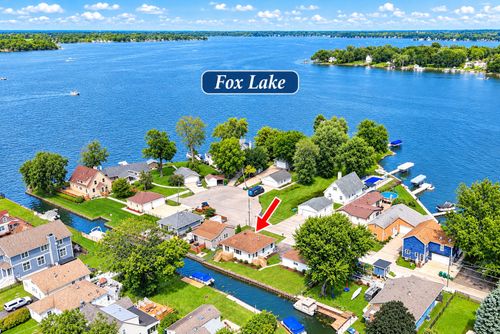 28 Lakeside Ln, Fox Lake, IL, 60020-1509 | Card Image