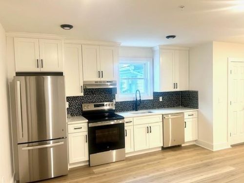 2-r-490 Avenue C, Bayonne, NJ, 07002-5111 | Card Image