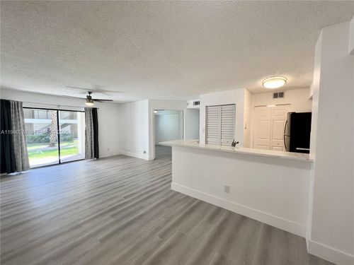 4-640 S Park Rd, Hollywood, FL, 33021-8704 | Card Image