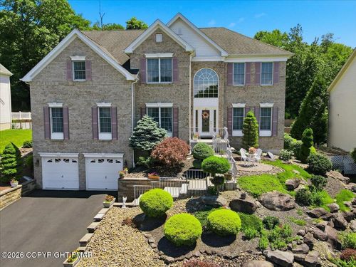 120 Pebble Beach Ct, East Stroudsburg, PA, 18302-6701 | Card Image