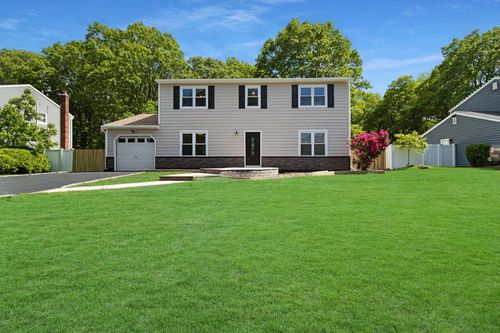 16 Sampson Ave, Islandia, NY, 11749-6142 | Card Image