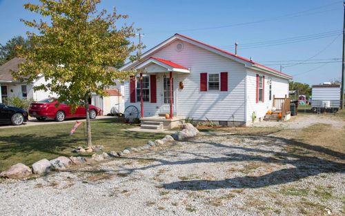 7458 Swan Creek Rd, Newport, MI, 48166-9732 | Card Image