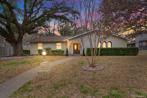 120 Wooded Crest Dr, Woodway, TX, 76712-3261 | Card Image